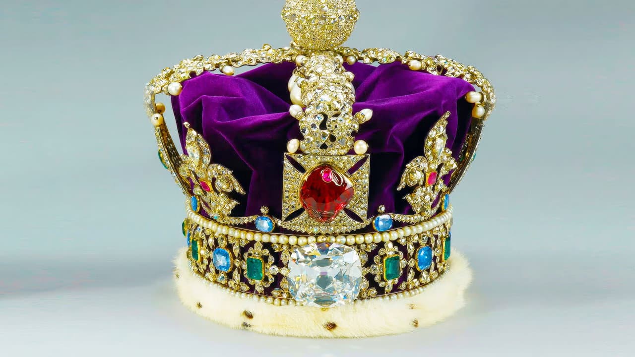 Queen Elizabeth II Reign Supreme : An Unauthorized Story