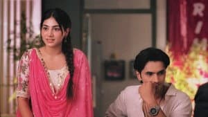Nawab Saves Heer From Trouble
