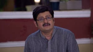 Baba Hadbadanand Suggests Tiwari to Revisit Him For a Resolution